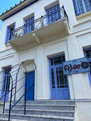 The -300 -A Centrally Located Heritage Home 스파르티 외부 사진